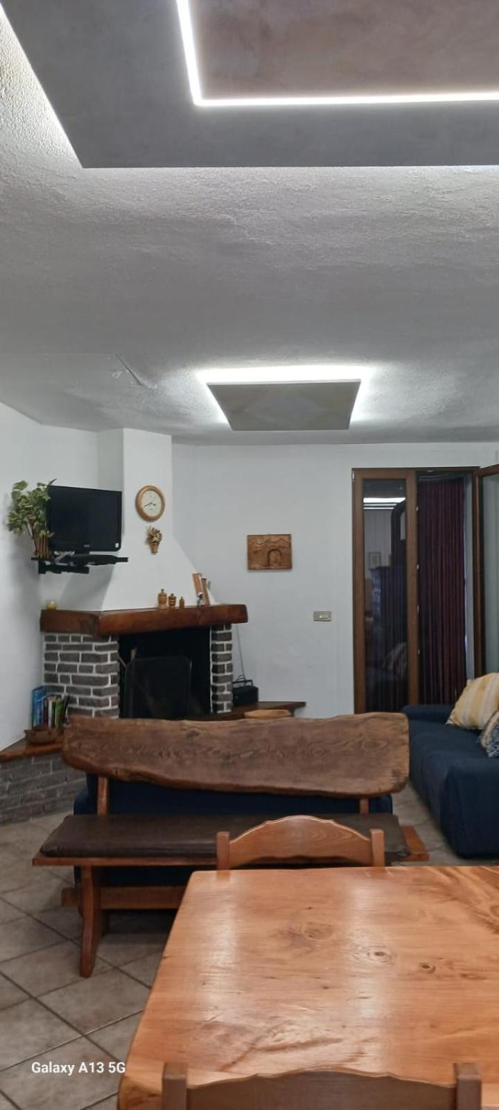 Casa Valentino Villa Corteno Golgi ภายนอก รูปภาพ