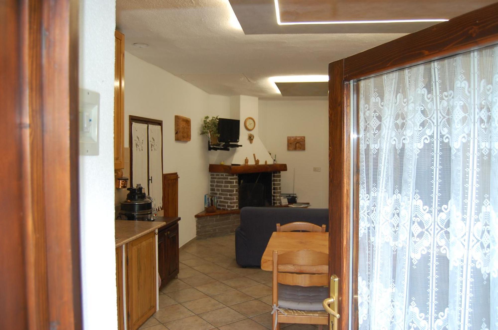 Casa Valentino Villa Corteno Golgi ภายนอก รูปภาพ